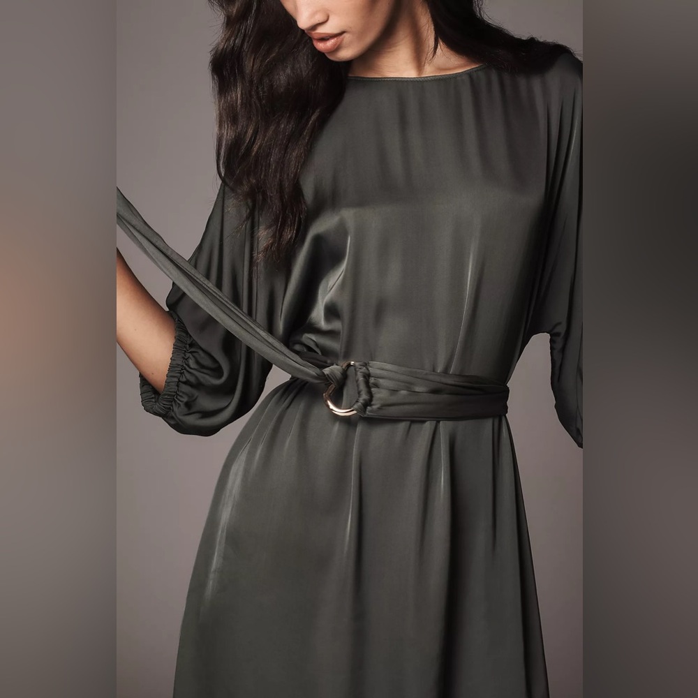 Anthropologie (M) Velvet by Graham & Spencer Laurel Short-Sleeve Midi Dress Moss